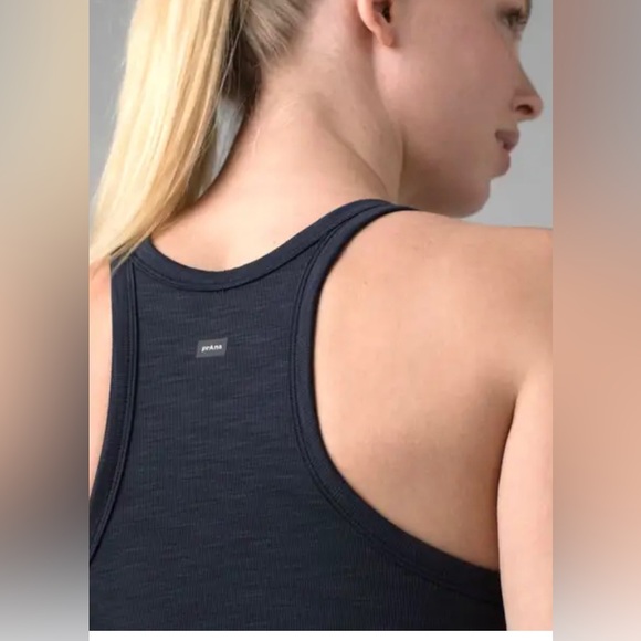 NWT PrAna Becksa Scoop Neck Tank in Nautical Heather - Picture 3 of 7
